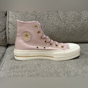 WOMEN'S CONVERSE CHUCK TAYLOR SEASONAL LIFT HI SUSTAINABLE PLATFORM SNEAKERS